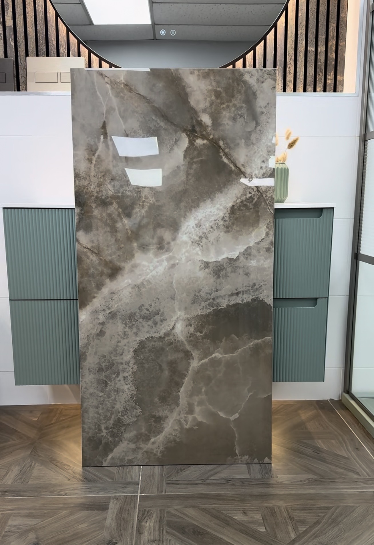 Coffee Onyx - 1200 x 600 - £69 per m2